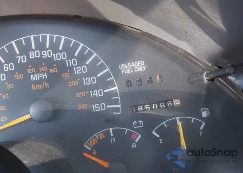 1995 Pontiac Firebird Formula/Trans Am z USA, uszkodzony, nr VIN 2G2FV22P0S2248899